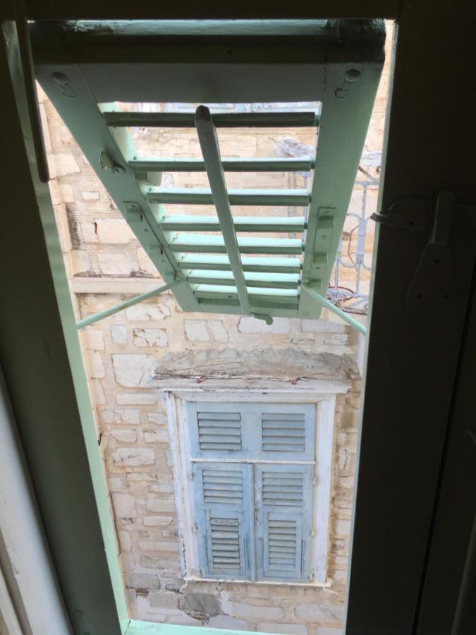 1872 - Agnes, Cozy Stony With Balcony Apartment *